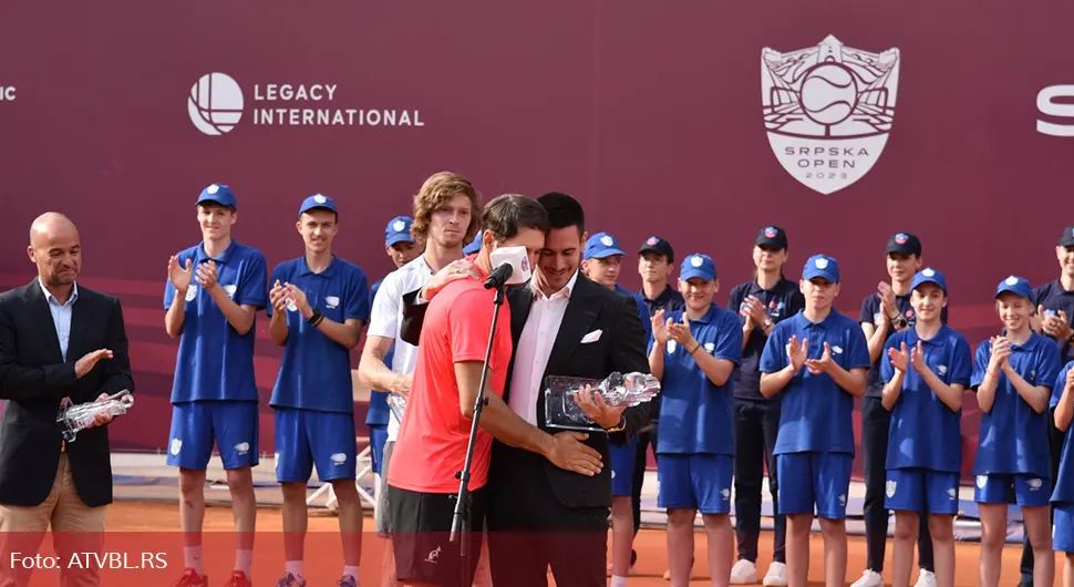 lajovic djokovic trofej srpska open atv.webp